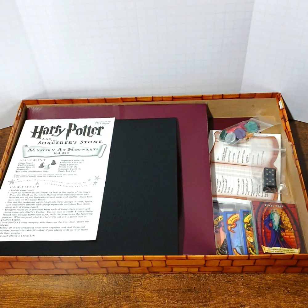 Harry Potter Sorcerers Stone Mystery At Hogwarts Game by Mattel, COMPLETE - Picture 3 of 7
